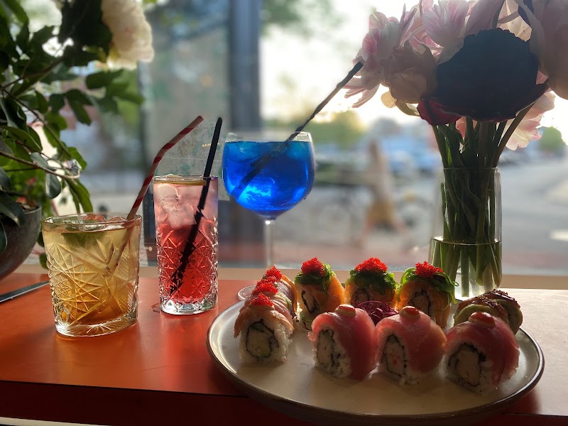 Oriental Barbecue House og Running Sushi