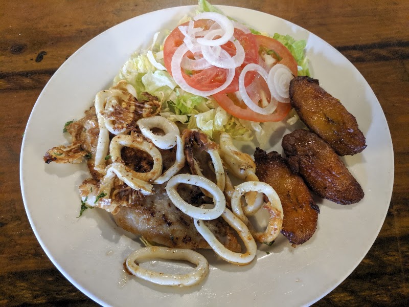 Cayo Esquivel Seafood