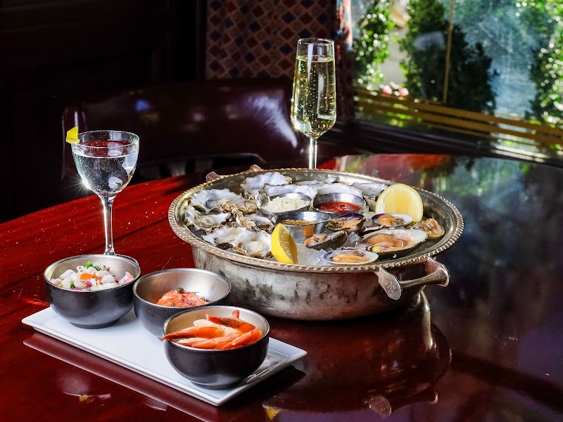 SHUCKERS OYSTER BAR