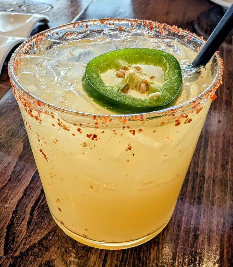 Hank’s Oyster Bar on the Wharf
