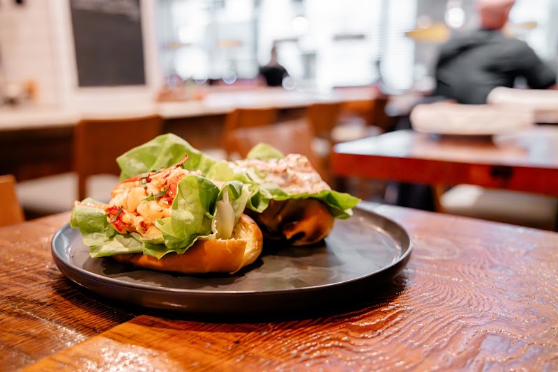 John & Sons Oyster House