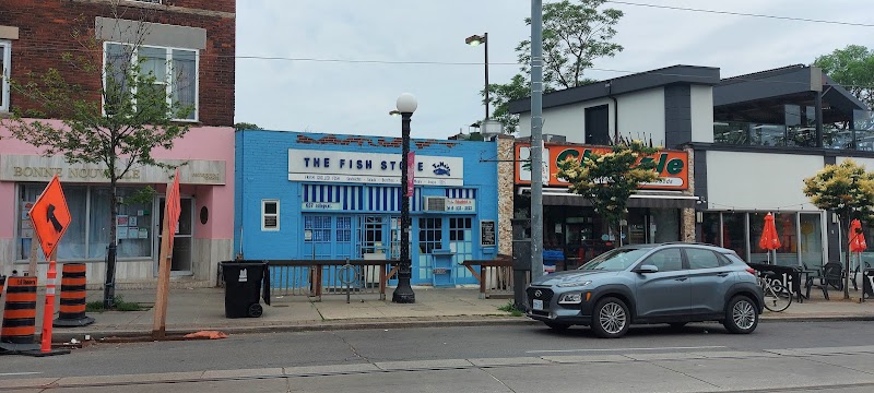 The Fish Store & YuNes' Sandwiches