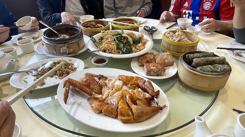 Pelican Seafood Restaurant(Best Price on Website)