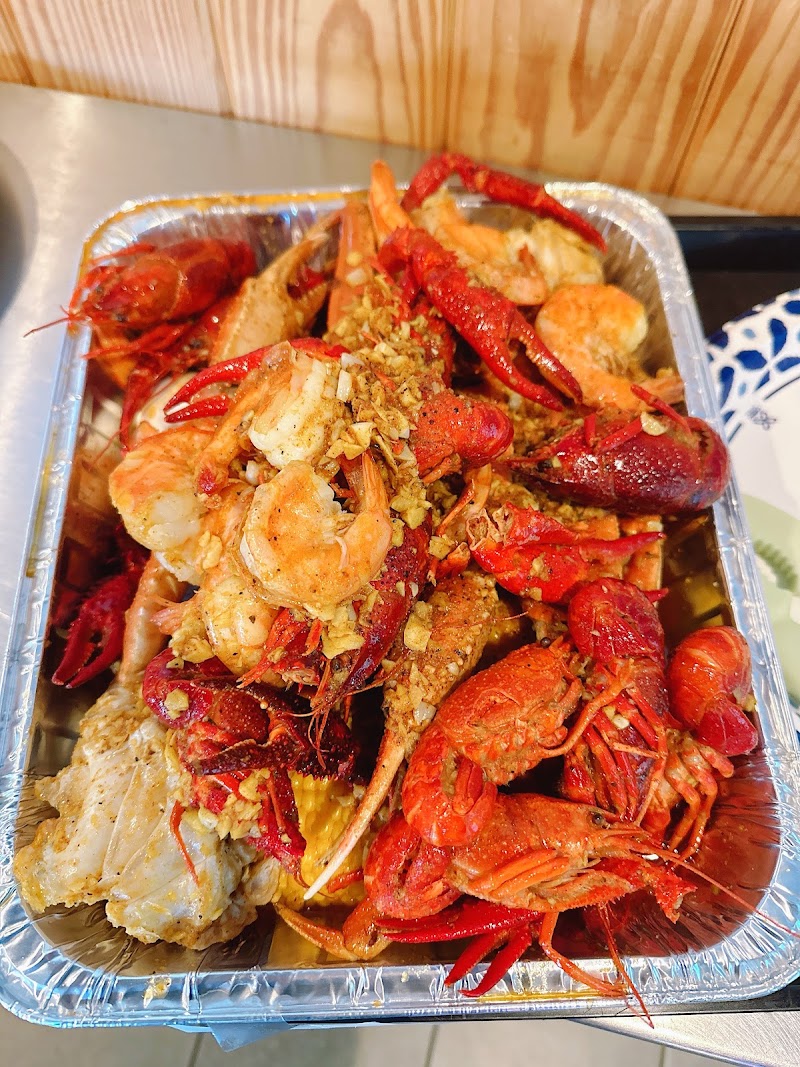 Cod Tail Seafood & Chicken