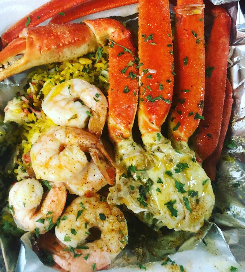813 Salads & Seafood