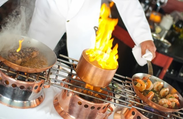 LE CONTINENTAL - Cuisine Française - Fruits de Mer / Homard / Steak - Flambé