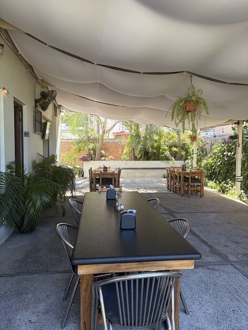 Marisqueria Los Lirios