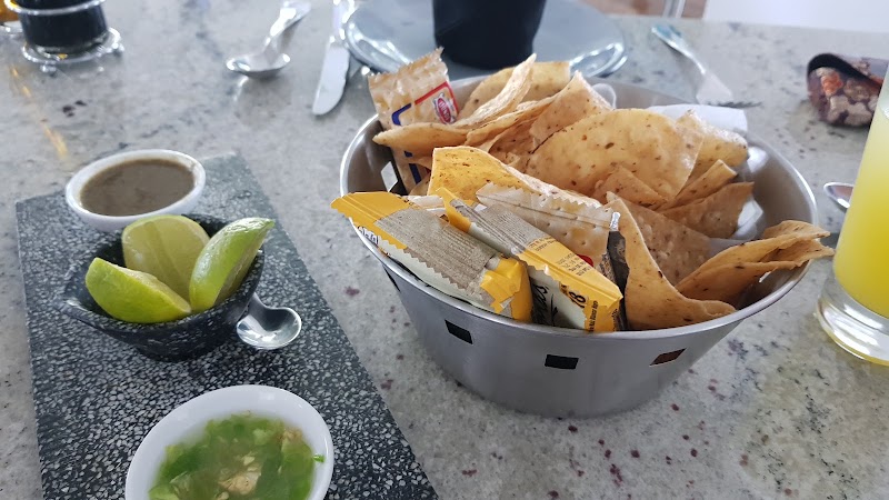 SILVER FISH Seafood & Grill
