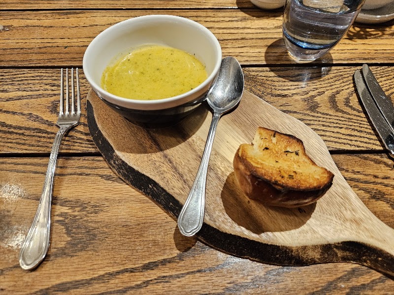 Sandal Sea Food Restoran