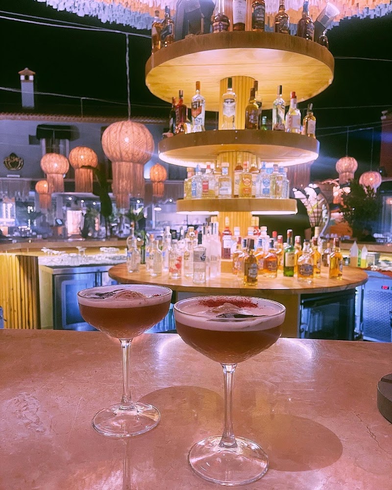 NUKU ALAÇATI : SEAFOOD RESTAURANT