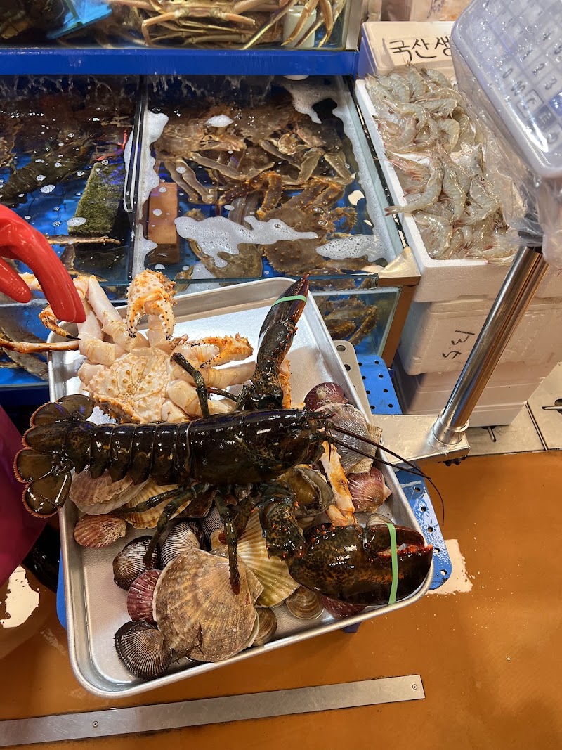 Seafood market