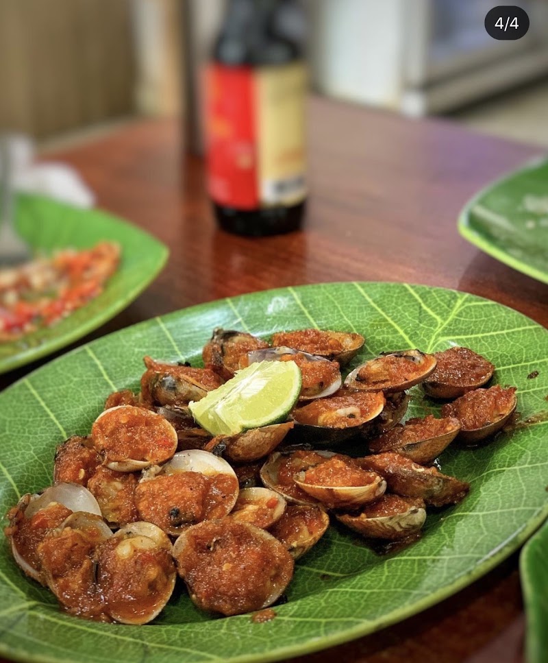 Seafood Bu Rini