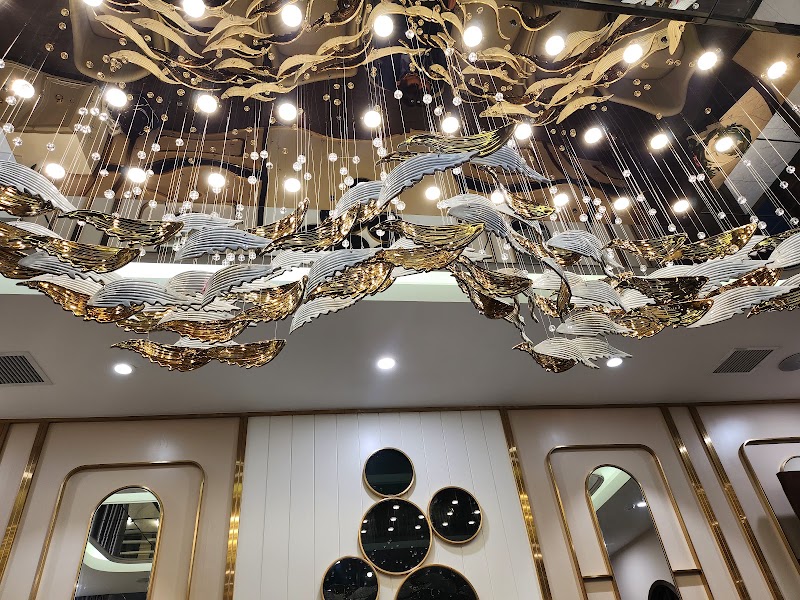 Chinh Thuỷ SeaFood Restaurant - Nhà Hàng Hải Sản Hà Nội