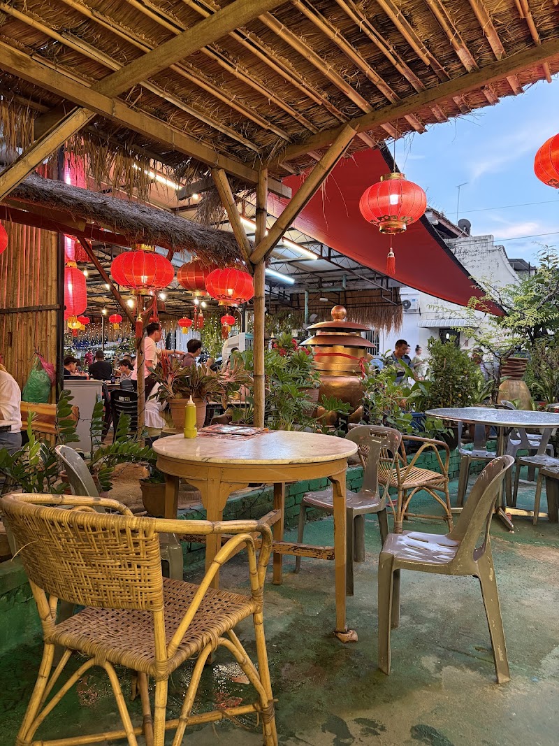 Weld Quay (Tree Shade) Da Shu Xia Seafood House