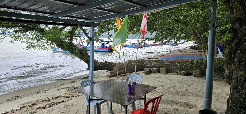 Gertak Sanggul Tua Pek Kong Seafood 美湖大伯公海鲜