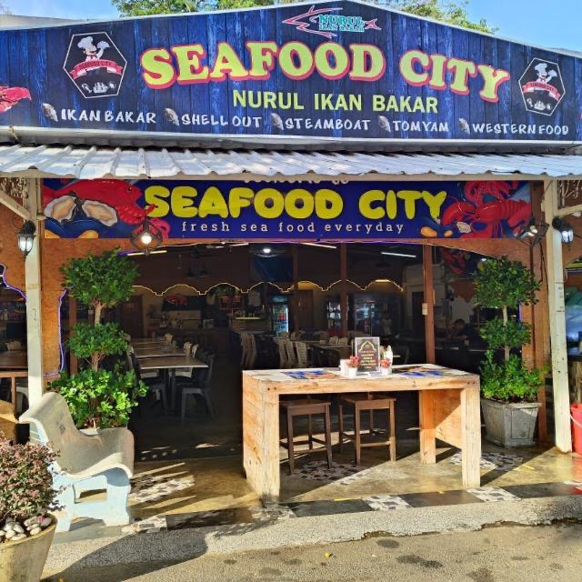 Seafood City by Nurul Ikan Bakar