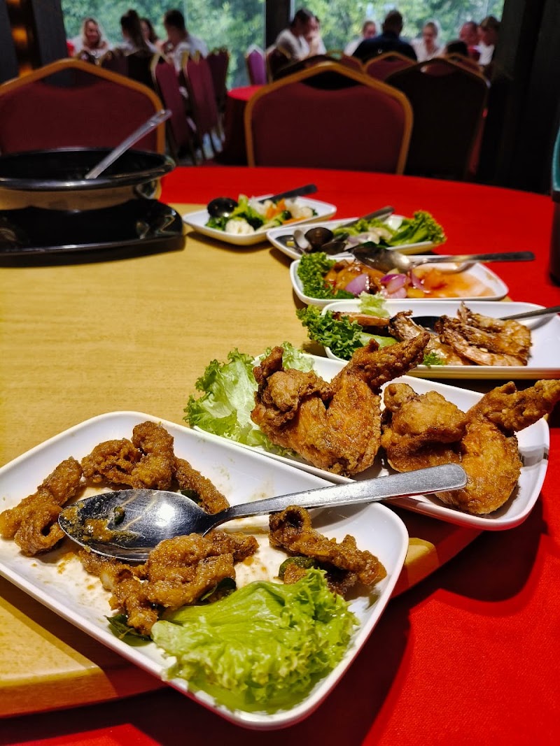 Oriental Seafood Village Restaurant