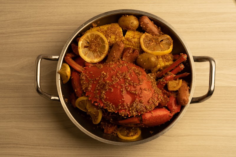 Blue Posts Boiling Crabs & Shrimps – Bajada