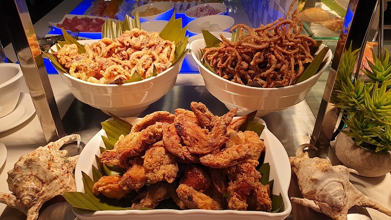 Crabs & Co. Seafood Buffet