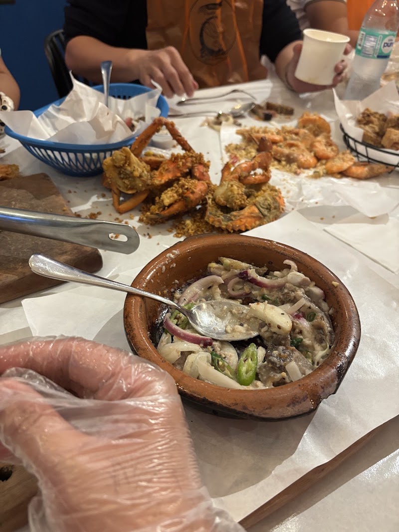 Blue Posts Boiling Crabs & Shrimps - Buhangin