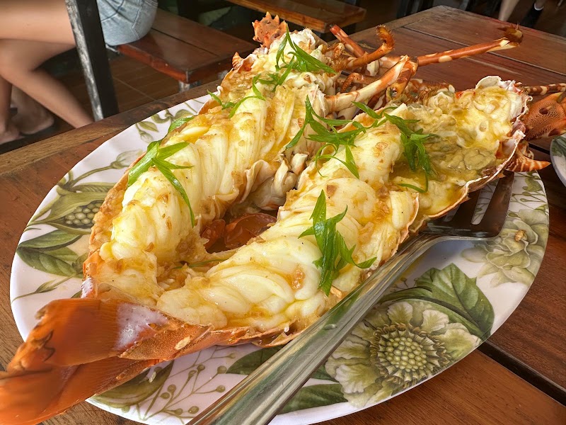 Charl’s Seafood Grill and Restaurant Boracay