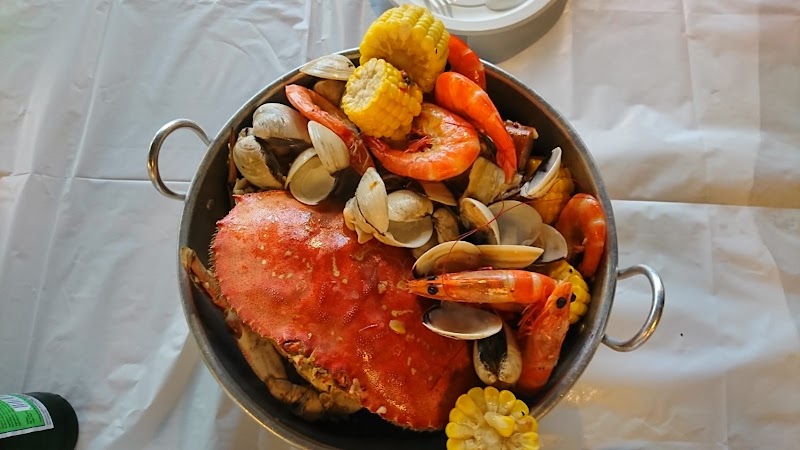 Dancing Crab (VivoCity)