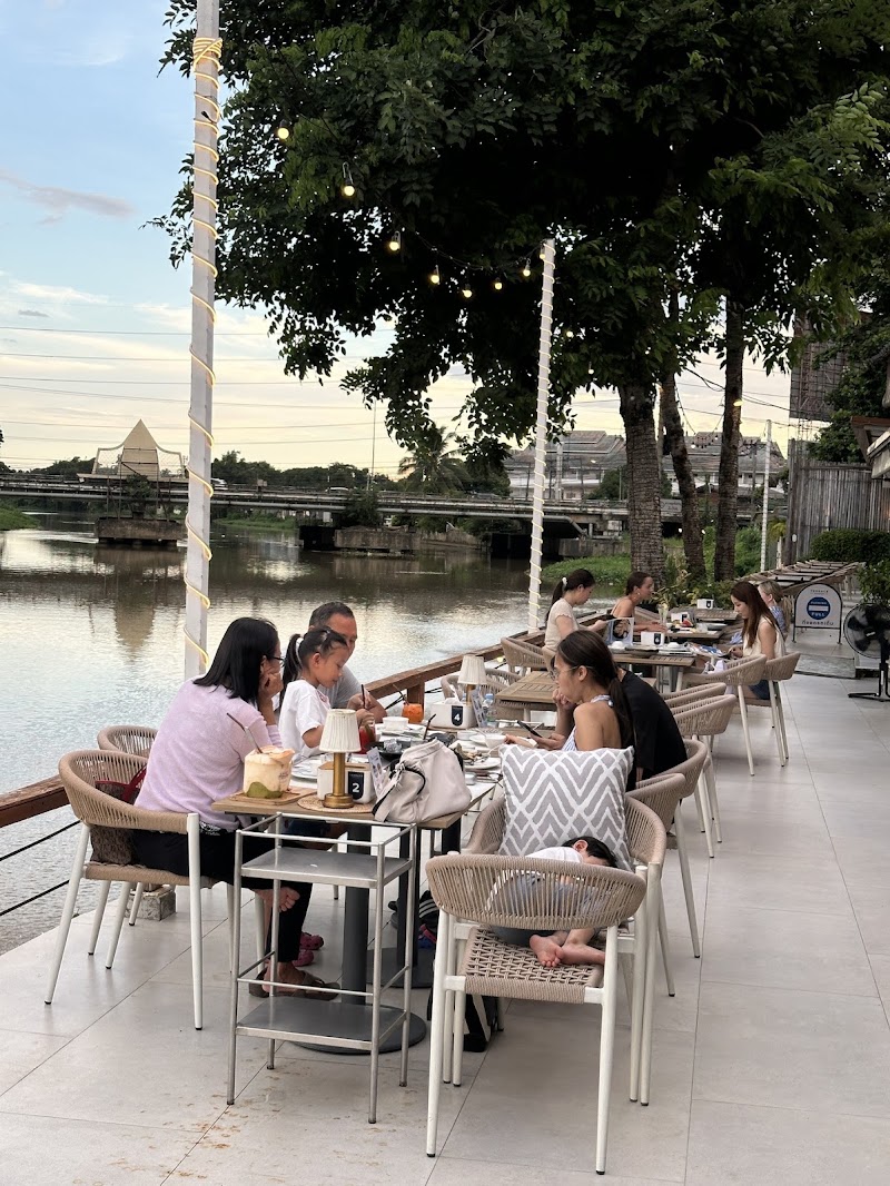 Terrace Seafood Restaurant Chiang Mai