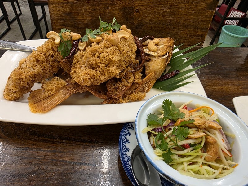 Chef Den Seafood