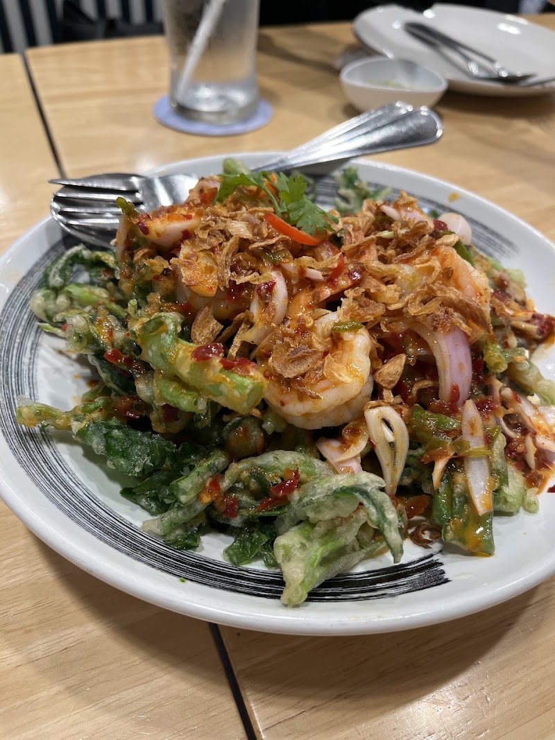 Laemcharoen Seafood Central Chiangmai Airport