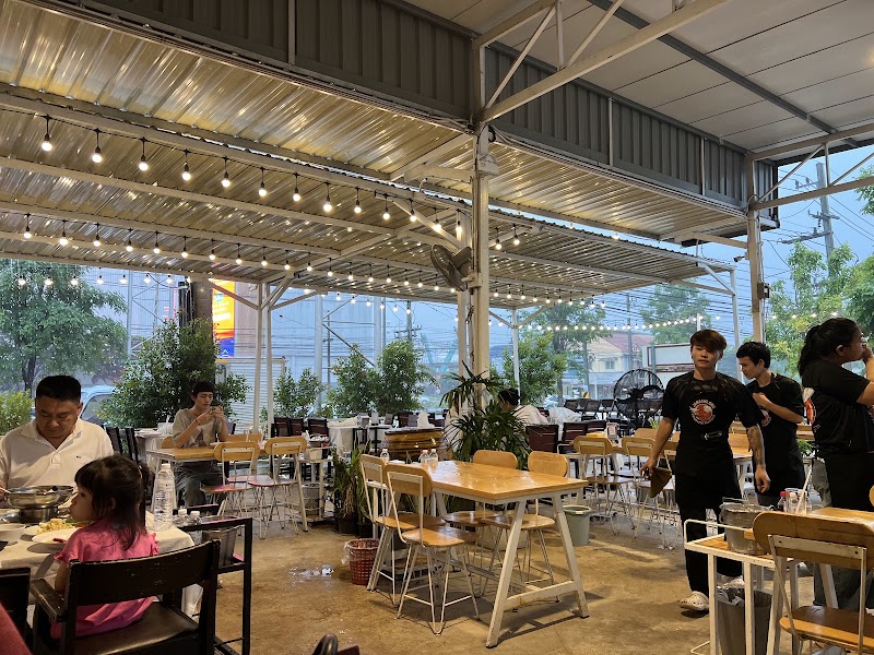 Fresh shrimp & seafood Restaurant