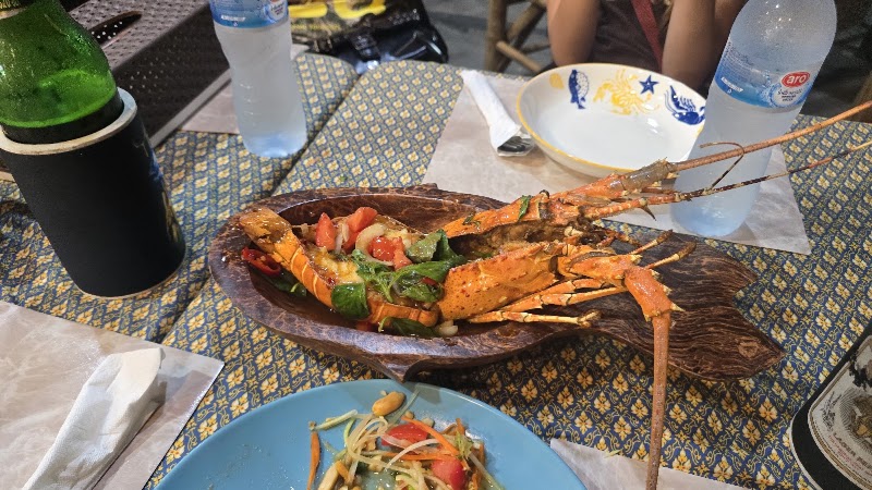 มิสเตอร์ ภู ซีฟ้ด Mr.Phu's seafood