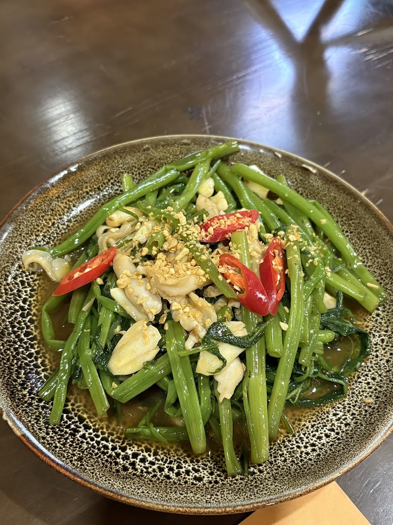 CUA VANG seafood 꾸아방 海鮮餐廳
