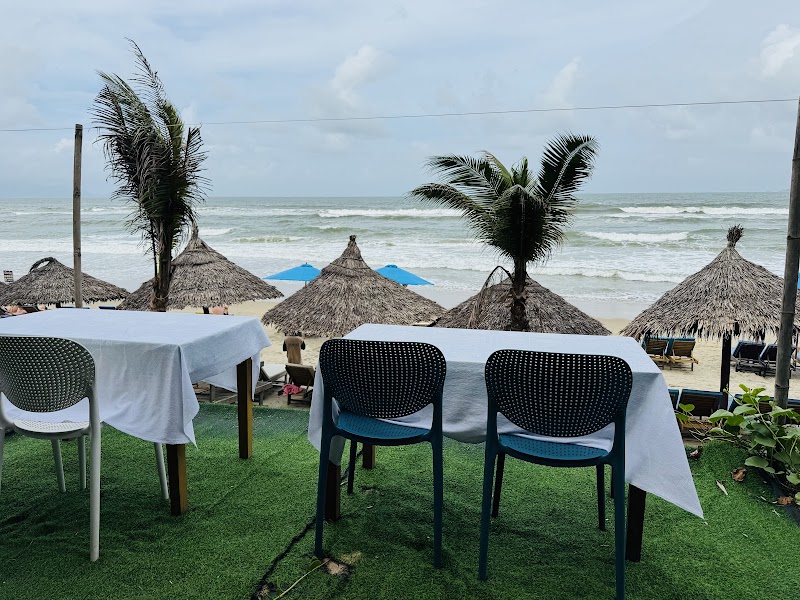 Nam Gia Seafood Restaurant An Bang beach