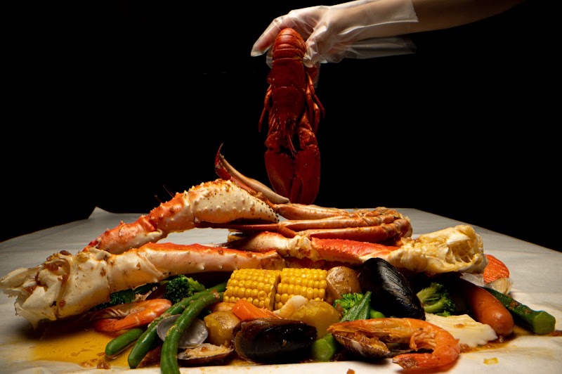 GOLDEN CRAB Louisiana Seafood