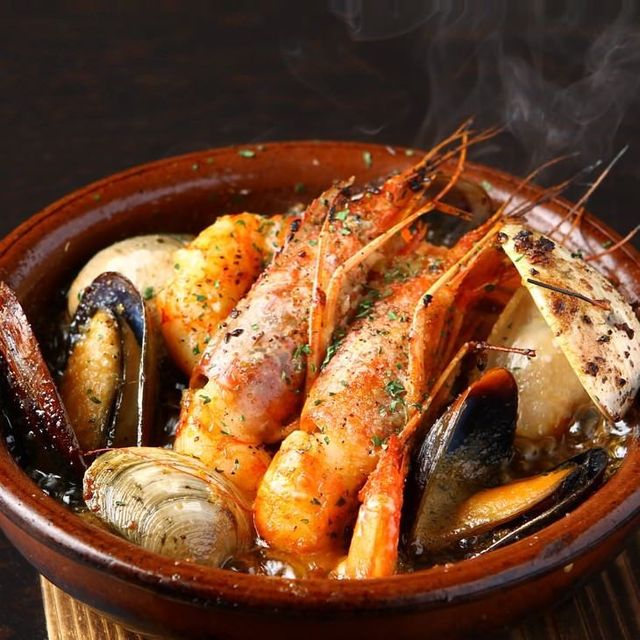 Hanatare Fish & Wine (Yokohama East Exit Branch)