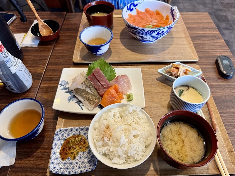 SUSHI AKIRA SUISAN