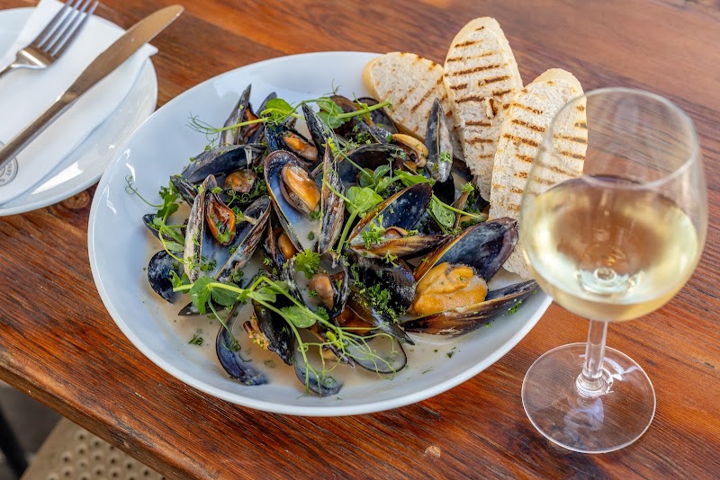 Knysna Oyster Company - V&A Waterfront Cape Town