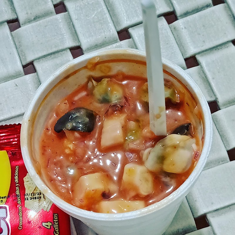 SUBMARINO CEVICHE Y MÁS