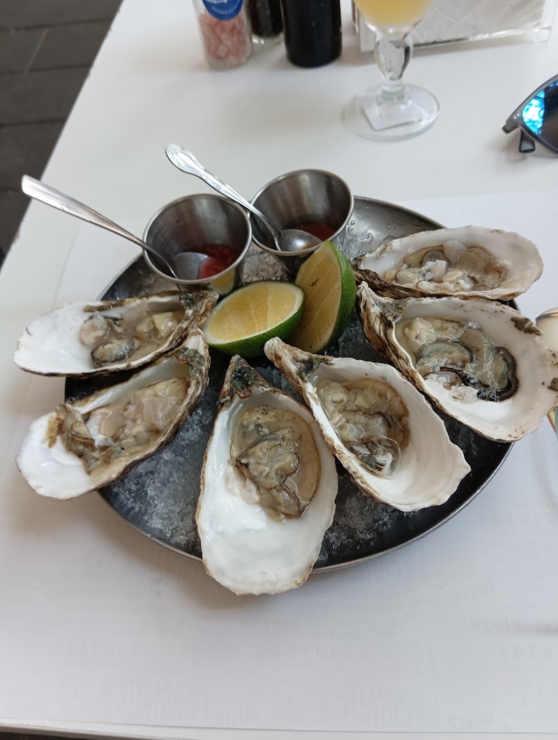 S&O-La Pesca Seafood & Oyster Bar