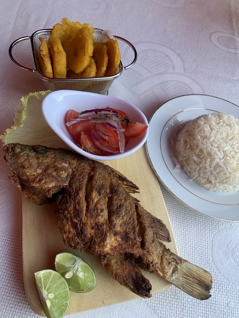 MARISQUERIA encebollados *CEVICHELA*