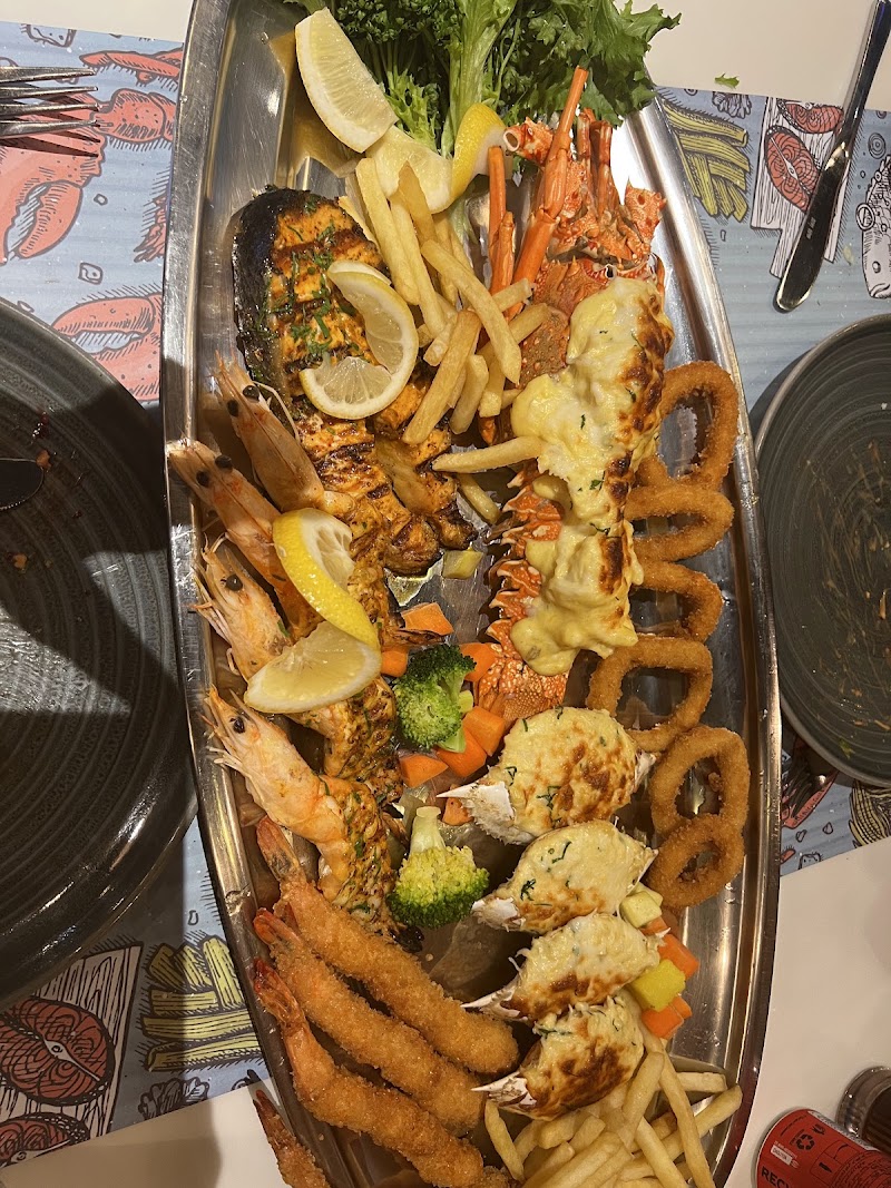 Fish Lounge
