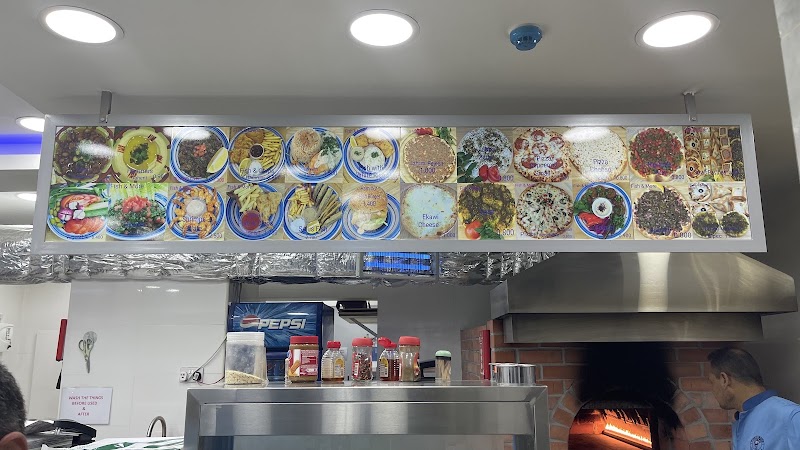 Fish & More Restaurant