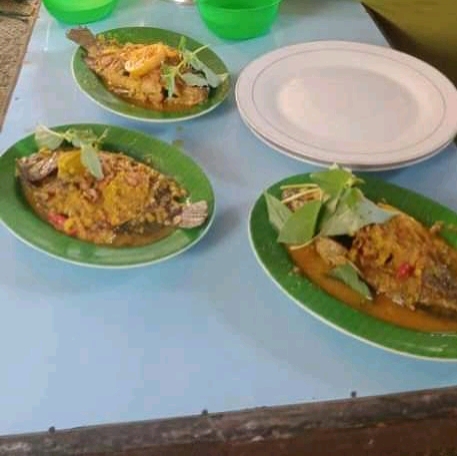 Sea Food dan Ikan Bakar