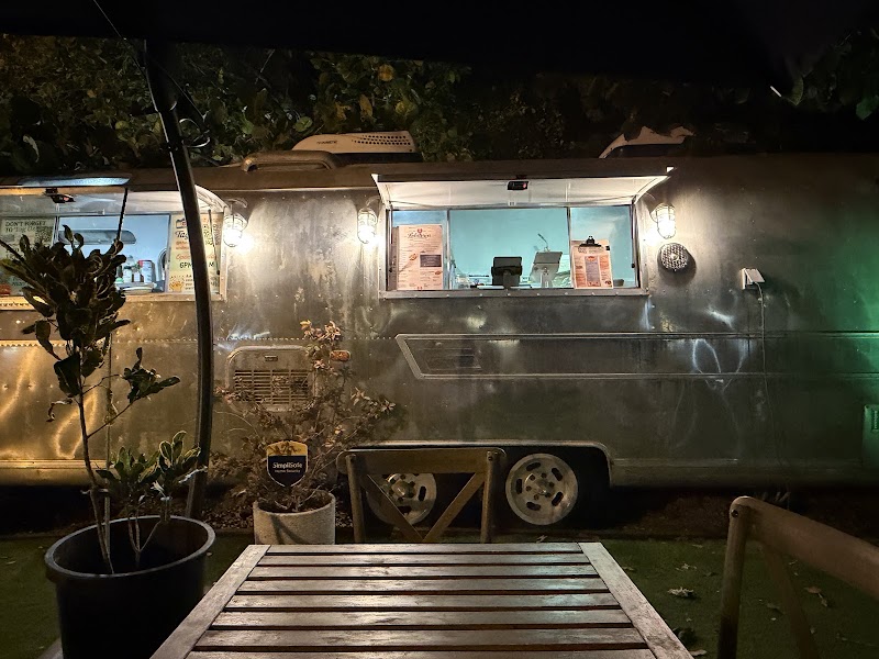 LOBSTERIA — Edgewater