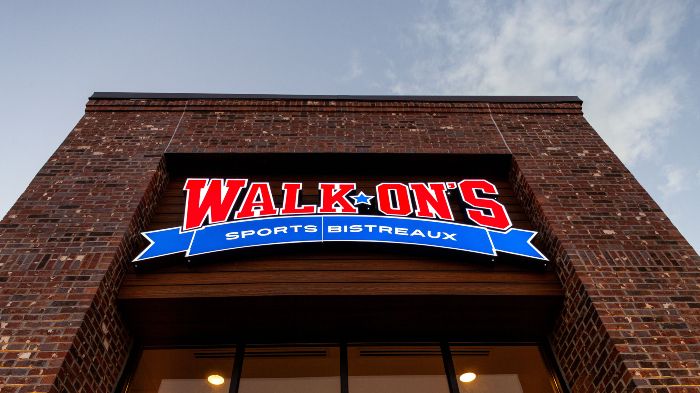 Walk-On's Sports Bistreaux - Gonzales, LA (Outfitter's Dr.)