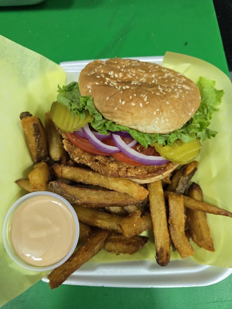 Lucky's Grill