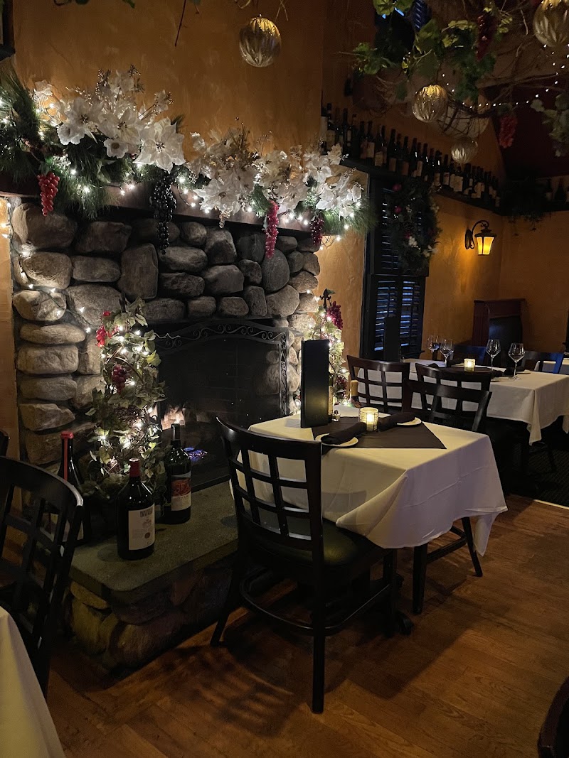Buca's Tuscan Roadhouse