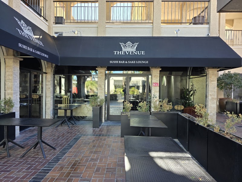 The Venue Sushi & Spirits Redefined