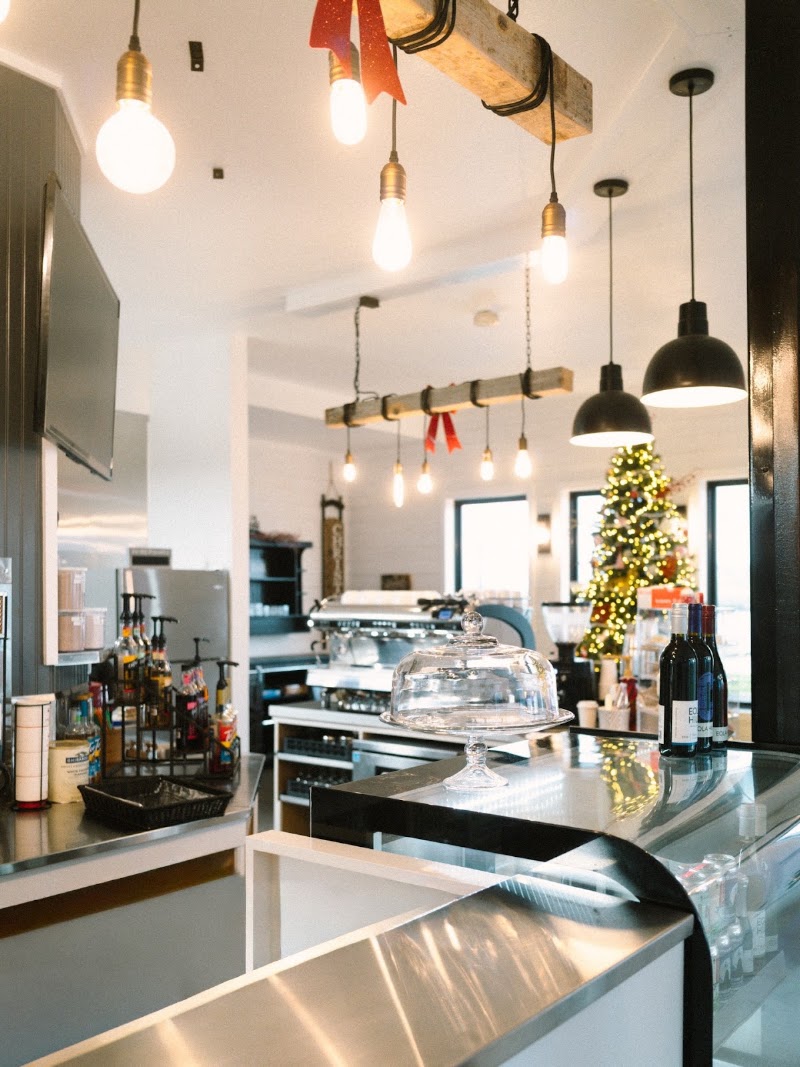 Drop Anchor Bistro