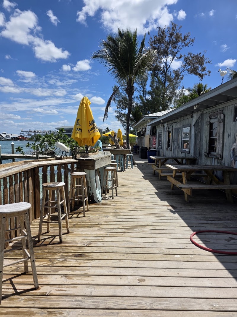 New Pass Grill & Bait Shop